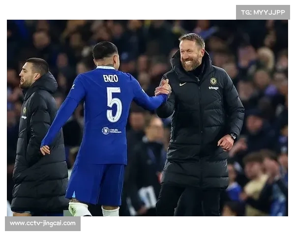 多特边路转移制造空间,雷尔森传中成进攻利器