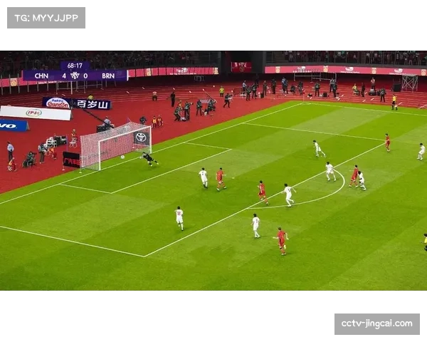 关键时刻:帕利尼亚禁区外远射破门,源自库卢塞夫斯基右路内切策动 关键时刻:帕利尼亚禁区外远射破门,源自库卢塞夫斯基右路内切策动